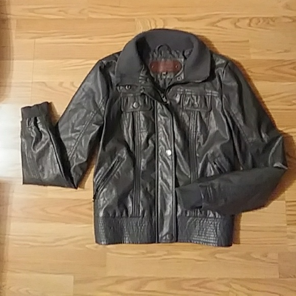 Ci Sono Jackets & Blazers - 💲5 for $15💲dark Grey Faux Leather Jacket